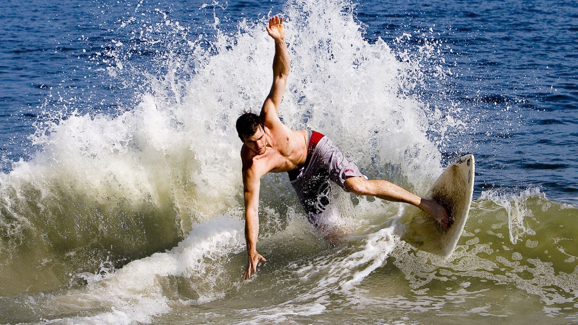 中国女足超级联赛上海农商银行女足客场大胜江苏无锡女足，上海 女足